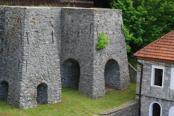 img00024.jpg