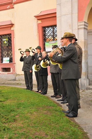 img00008.jpg
