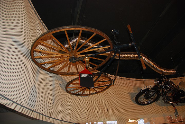 img00010.jpg