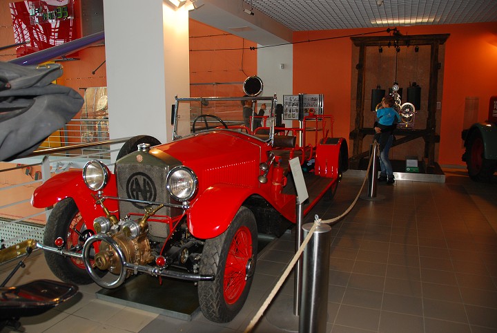 img00012.jpg